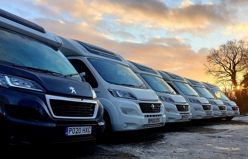 Motorhomes at sunrise small 860 X 550