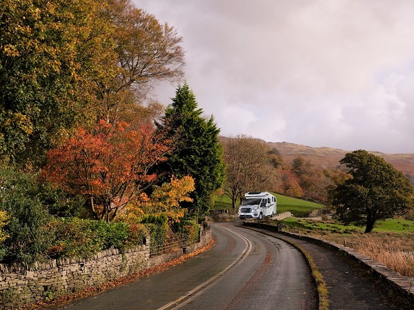 Top Motorhome Driving Tips for First Timers